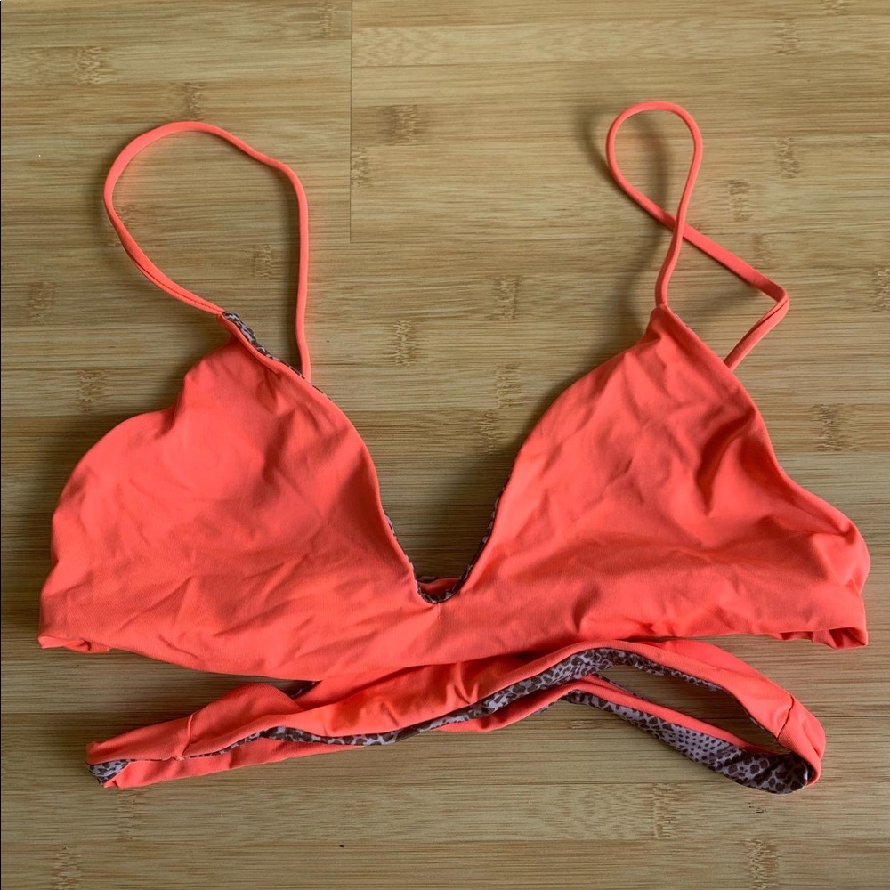 Acacia haku top